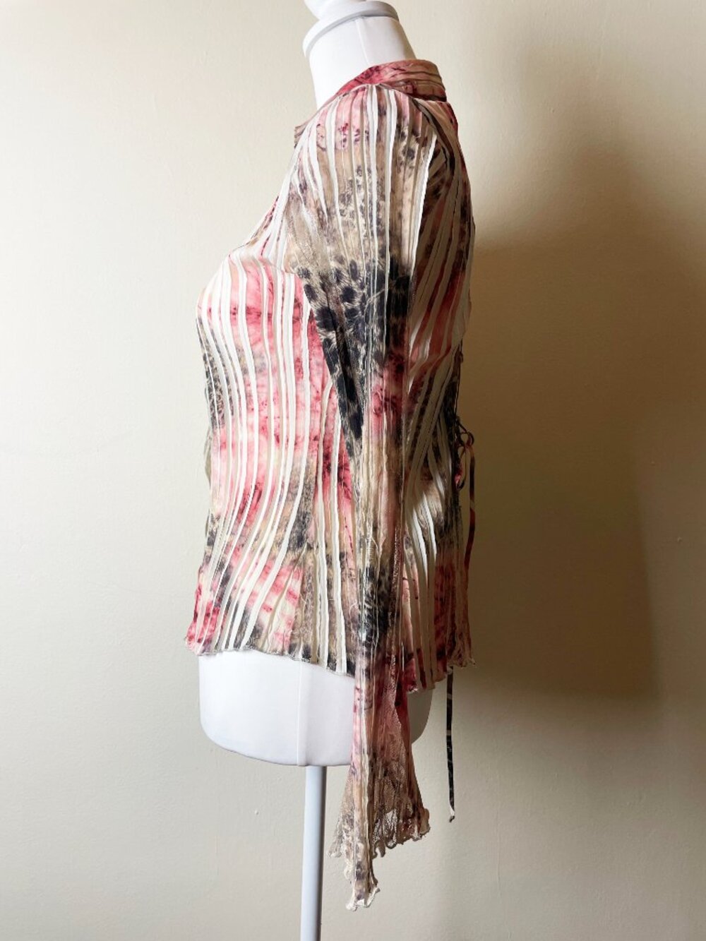 Vintage CACHÉ Y2K Pleated Floral & Animal Print Blouse Lightweight | Size S EUC - Picture 7 of 14